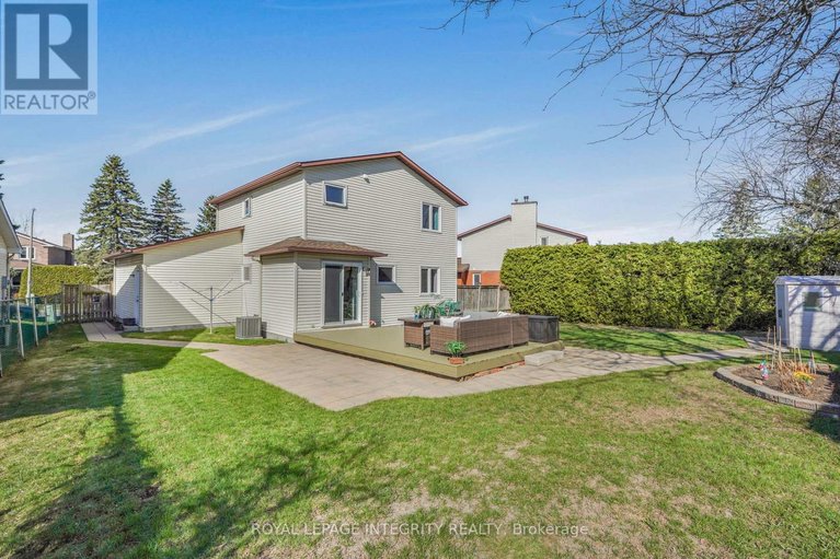 29666462/641-apollo-way/fallingbrookpineridge/ottawa/ontario/K4A1T5_34