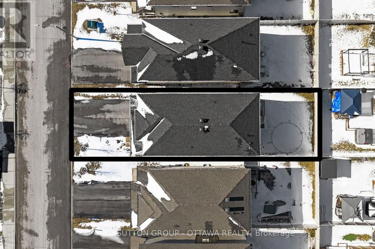 29646315/1013-manege-street/stittsville-south/ottawa/ontario/K2S0Y8_32