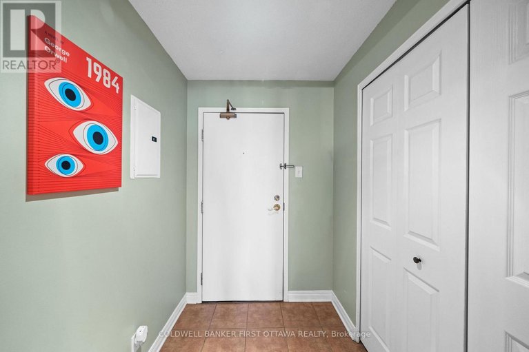 29584359/412-429-somerset-street-w/ottawa-centre/ottawa/ontario/K2P2P5_6