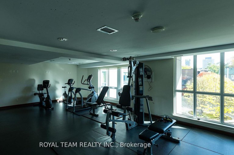 28326120/1903-234-rideau-street/sandy-hill/ottawa/ontario/K1N0A9_18