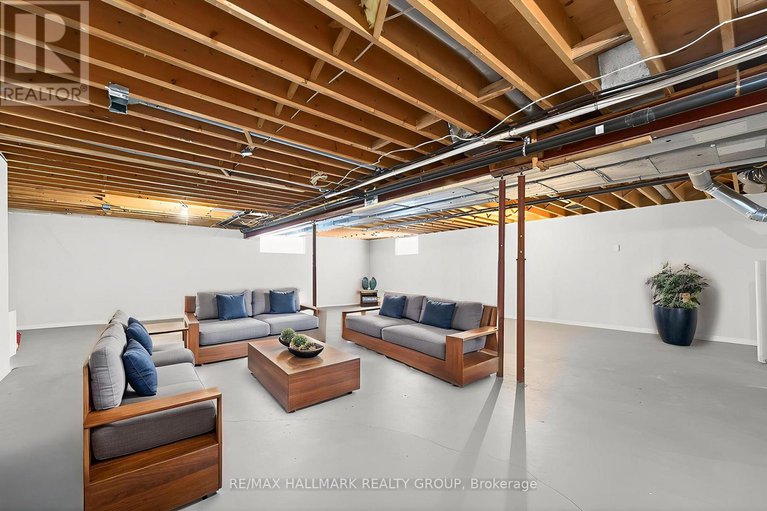 29431777/2349-brennan-park-drive/cumberland-west/ottawa/ontario/K4C1H6_39