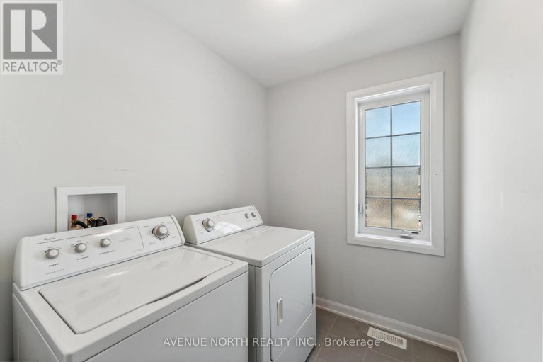 28247633/841-cappamore-drive/half-moon-bay/ottawa/ontario/K2J7C3_24