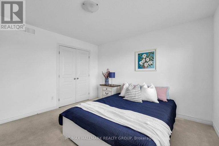 28526274/451-landswood-way/stittsville-south/ottawa/ontario/K2S0A4_36