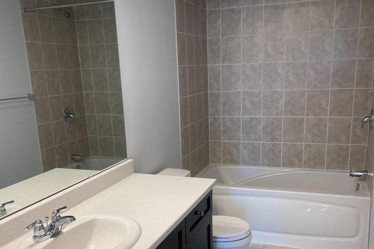 28326842/18-704-kizis-private/cfb-rockcliffe-and-area/ottawa/ontario/K1K5A4_12