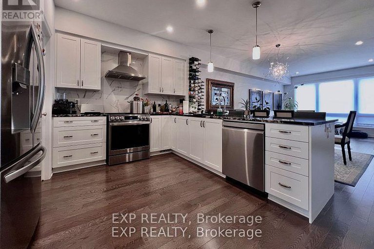 28505159/926-brian-good-avenue/riverside-southgloucester-glen/ottawa/ontario/K4M0N7_11