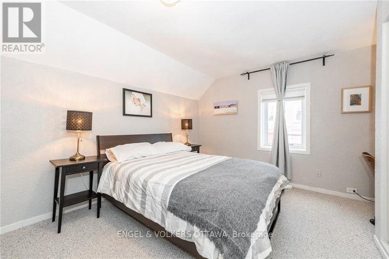 29565918/223-carruthers-avenue/hintonburg/ottawa/ontario/K1Y1N8_12