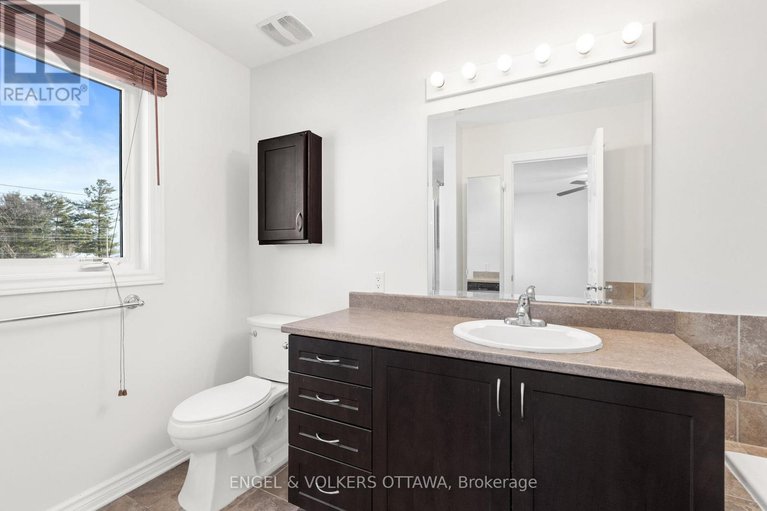 29221825/238-forestbrook-street/morgans-grantsouth-march/ottawa/ontario/K2K0B4_18