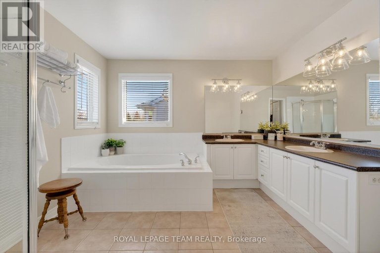 29475191/13-granite-ridge-drive/stittsville-central/ottawa/ontario/K2S1Y2_30