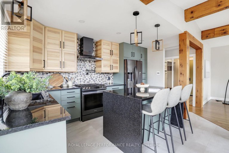 29123803/2320-nerta-street/hawthorne-meadows/ottawa/ontario/K1G1E5_11