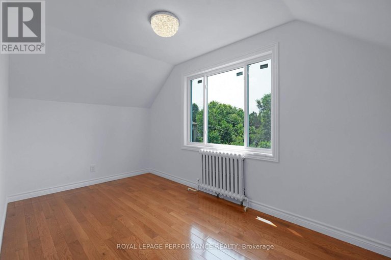 28555292/10-argue-drive/borden-farmstewart-farmcarleton-heightsparkwood-hills/ottawa/ontario/K2E6S1_20