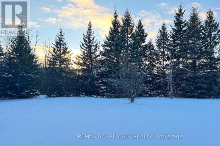 29165003/3042-dangerfield-road-w/north-grenville-twp-kemptville-south/north-grenville/ontario/K0G1J0_35