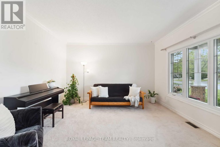 28392923/39-vermont-avenue/barrhaven-east/ottawa/ontario/K2G6M2_8