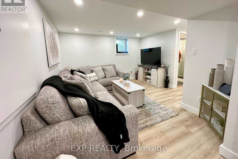 29066589/44-sherry-lane/manordale/ottawa/ontario/K2G3L8_20