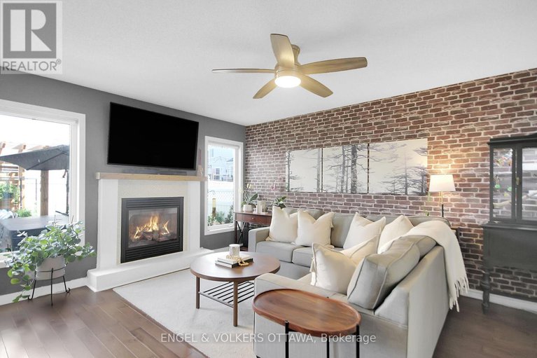 28666528/2784-grand-canal-street/half-moon-bay/ottawa/ontario/K2J0T2_8