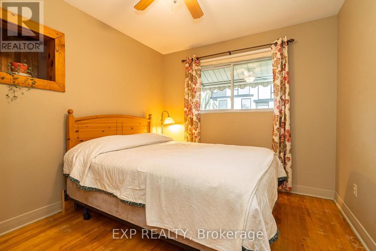 28319921/220-ancaster-avenue/woodroffe/ottawa/ontario/K2B5B3_21