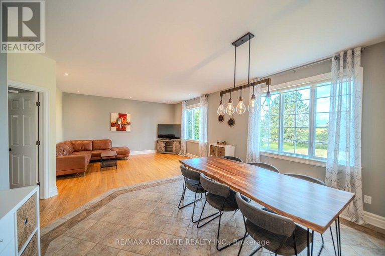 28781773/735-st-thomas-road/russell-twp/russell/ontario/K0A1W0_15
