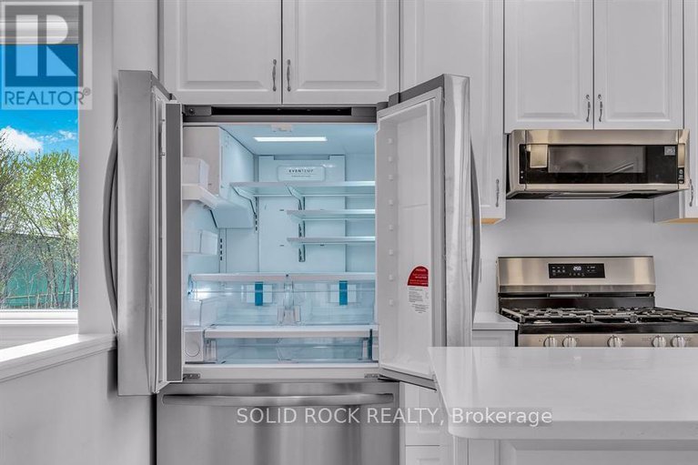 28739102/9-billings-avenue-w/iroquois/south-dundas/ontario/K0E1K0_21