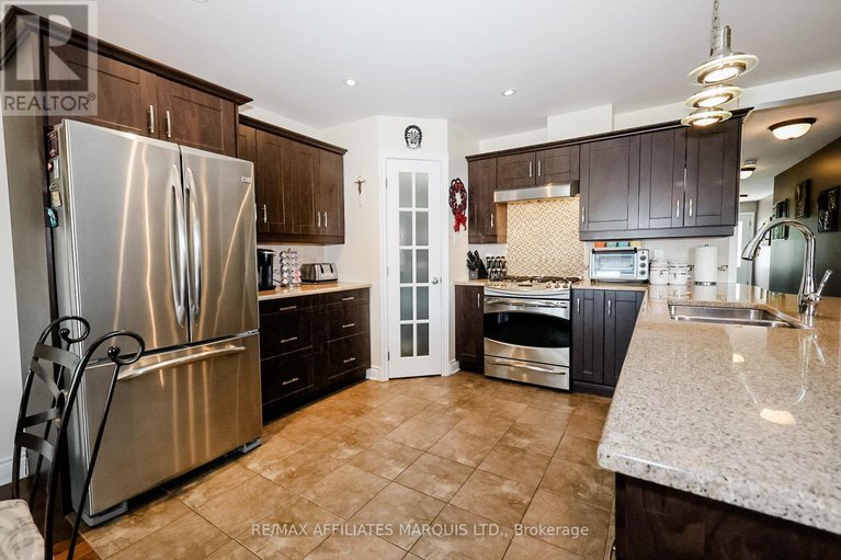 28809789/133-st-george-street-e/alexandria/north-glengarry/ontario/K0C1A0_5