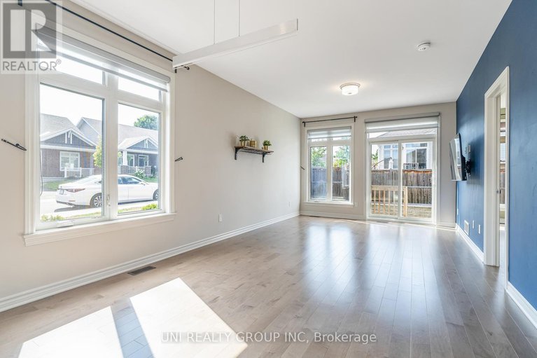 28692572/247-maygrass-way/remainder-of-stittsville-area/ottawa/ontario/K2S2K9_11