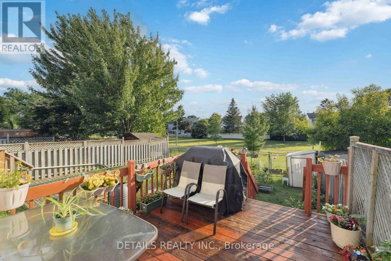 28599127/1537-briarfield-crescent/fallingbrookridgemount/ottawa/ontario/K4A1Z9_36