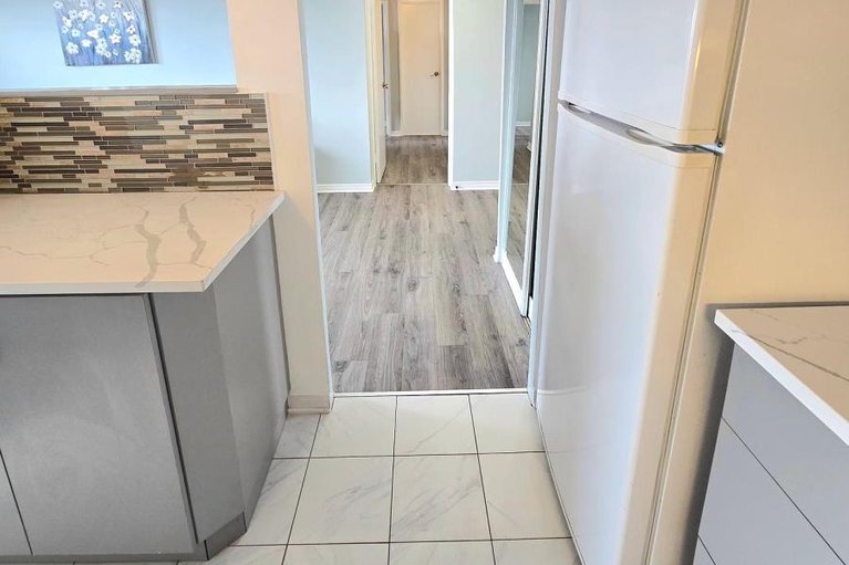 29631803/1113-20-chesterton-drive/borden-farmstewart-farmcarleton-heightsparkwood-hills/ottawa/ontario/K2E6Z7_28