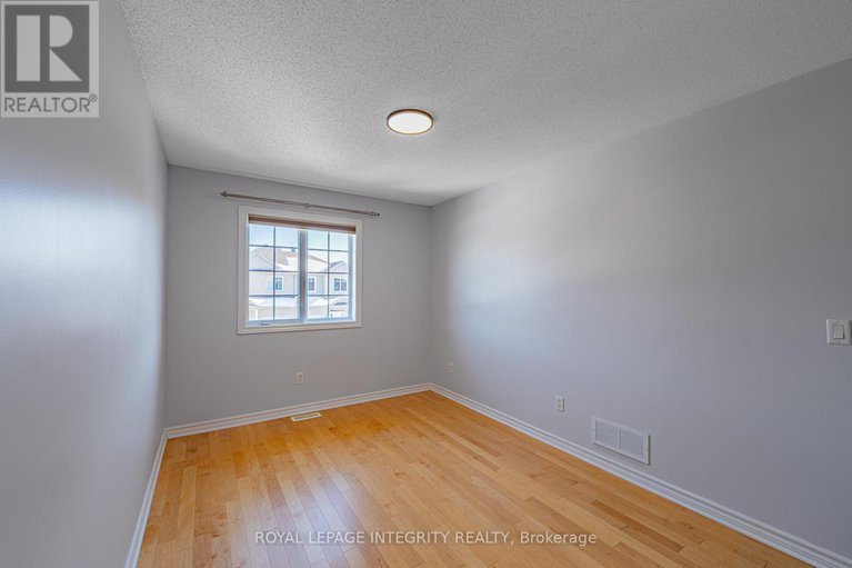 29422757/313-glenbrae-avenue/morgans-grantsouth-march/ottawa/ontario/K2W0B9_23