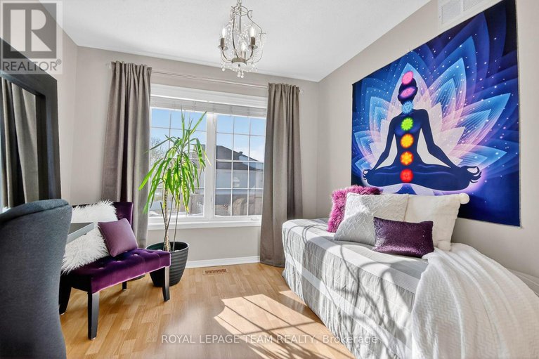 29421780/6302-sablewood-place/chapel-hill/ottawa/ontario/K1C7M6_29