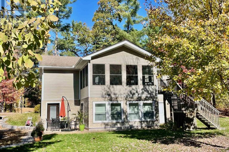 29649779/95-shanmarie-lane/constance-bay/ottawa/ontario/K0A3M0_3