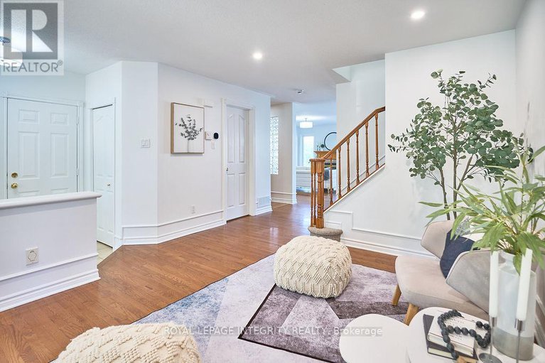 28769407/7-dunn-street/beaverbrook/ottawa/ontario/K2K3J8_9