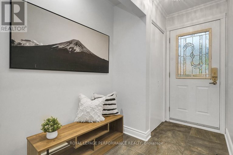 29066591/741-eastvale-drive/beacon-hill-north/ottawa/ontario/K1J6Z8_4