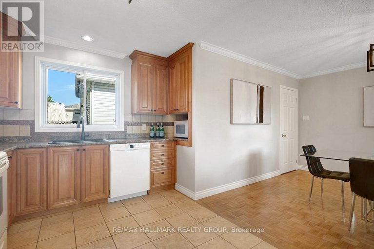 28869609/6957-notre-dame-street/chateauneuf/ottawa/ontario/K1C1H8_19