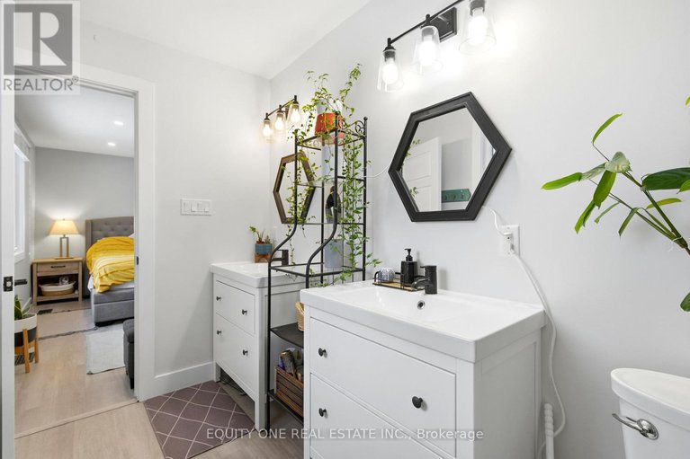 29163961/5453-long-island-road/manotick-long-island-nicholls-island/ottawa/ontario/K4M1H3_28