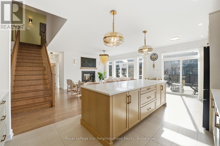 29581999/921-beckton-heights/stittsville-south/ottawa/ontario/K2S2X5_16