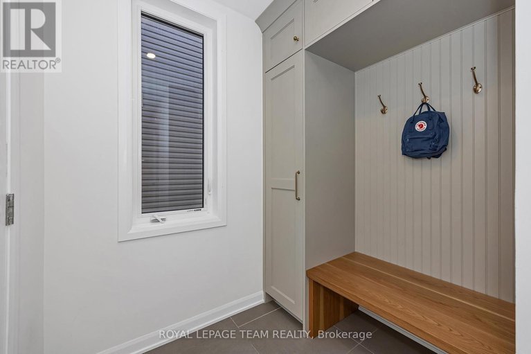 28583920/726-coast-circle/mahogany-community/ottawa/ontario/K4M0N2_23