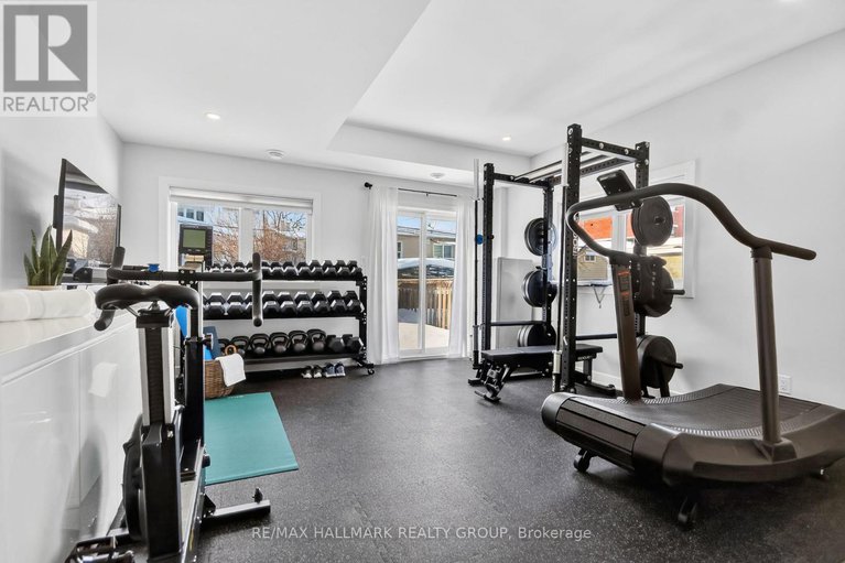 29397820/247b-ferland-street/vanier/ottawa/ontario/K1L7T5_27