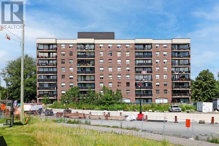 28570878/304-1190-richmond-road/woodroffe/ottawa/ontario/K2B8J3_2