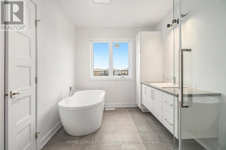 28530482/76-rutile-street/clarencerockland-twp/clarence-rockland/ontario/K4K0M6_15