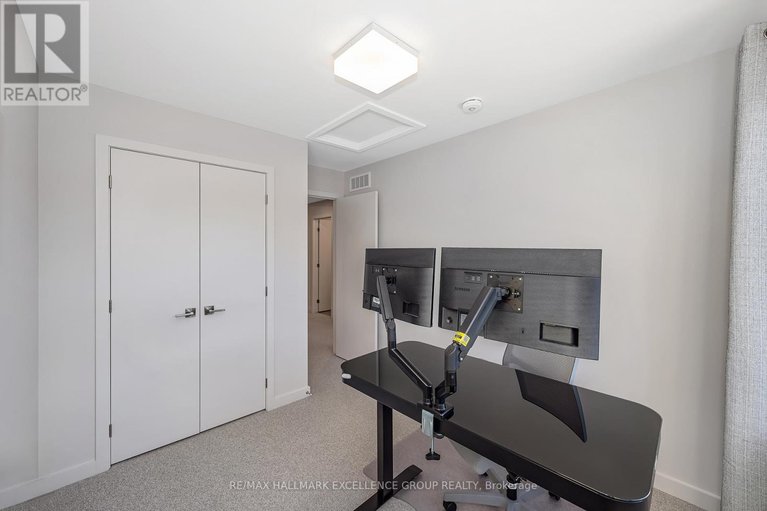 29639073/677-honeydew-street/riverside-southgloucester-glen/ottawa/ontario/K1X0K5_28