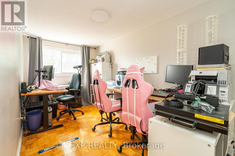 28756531/40-2296-orient-park-drive/blackburn-hamlet-south/ottawa/ontario/K1B4N6_17