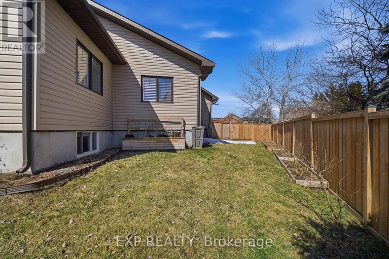 29571541/4-provost-street/north-stormont-finch-twp/north-stormont/ontario/K0A1R0_48