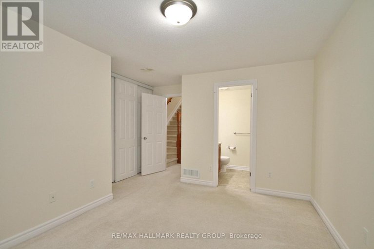28148839/148-paseo-private/centrepointe/ottawa/ontario/K2G3J5_28