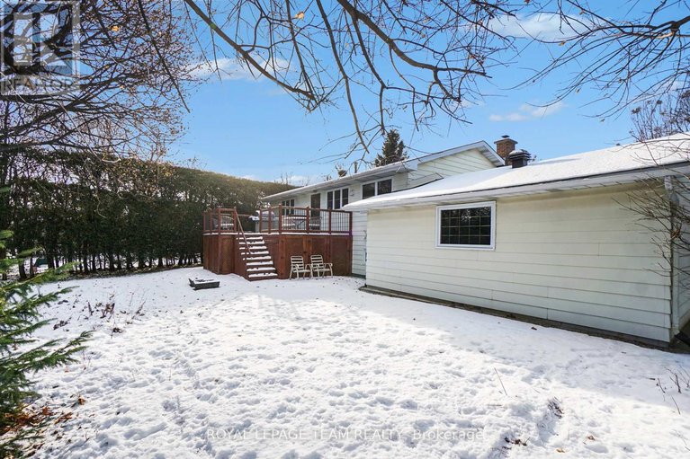 29674279/30-juniper-court/borden-farmstewart-farmcarleton-heightsparkwood-hills/ottawa/ontario/K2E5M6_28