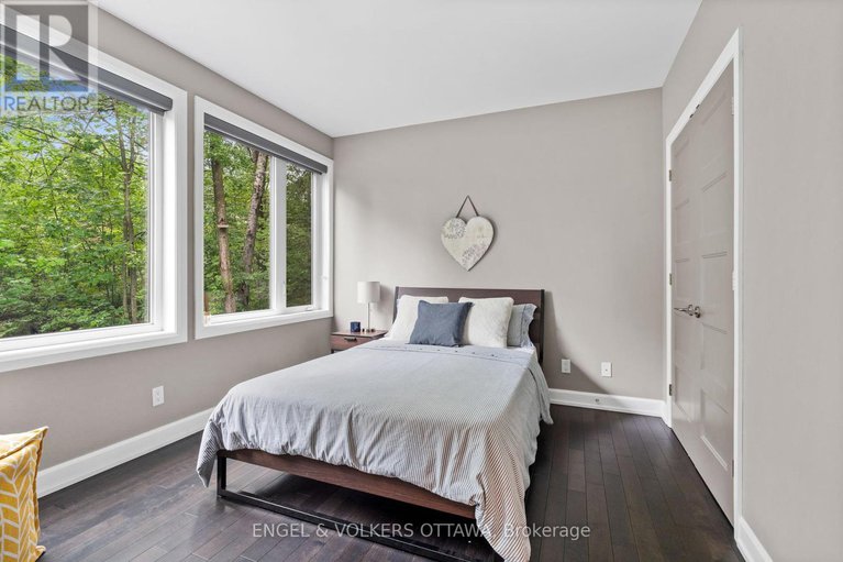 28261133/108-edith-margaret-place/huntley-ward-north-east/ottawa/ontario/K2W1A8_32