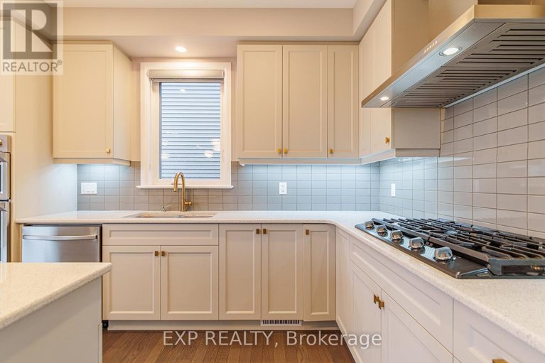 29599484/896-sendero-way/remainder-of-stittsville-area/ottawa/ontario/K2S2W8_15