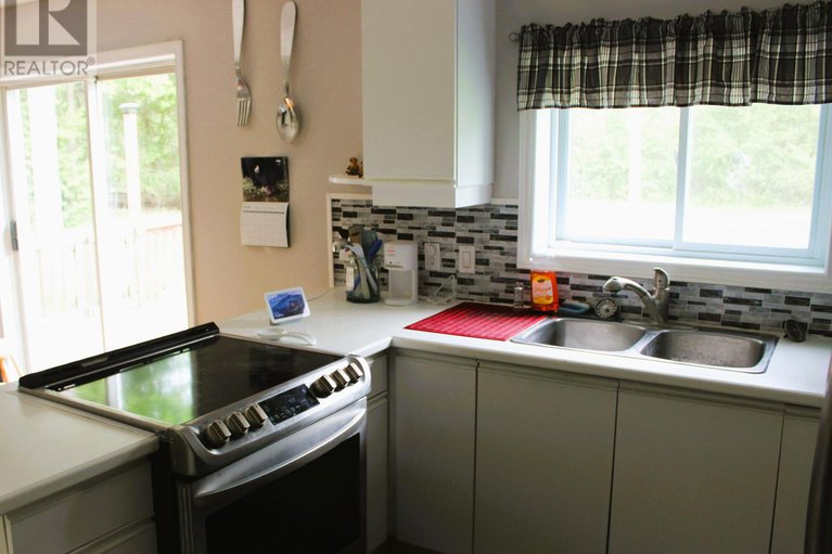 28731654/1943-drummond-concession-4c/drummond-n-elmsley-drummond-twp/drummondnorth-elmsley/ontario/K7H3C8_16
