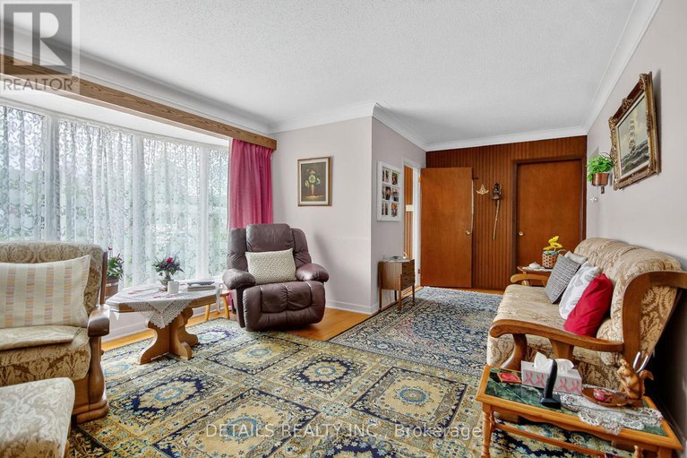 28920514/101-hilliard-avenue/city-viewskylinefisher-heightsparkwood-hills/ottawa/ontario/K2E6C5_5