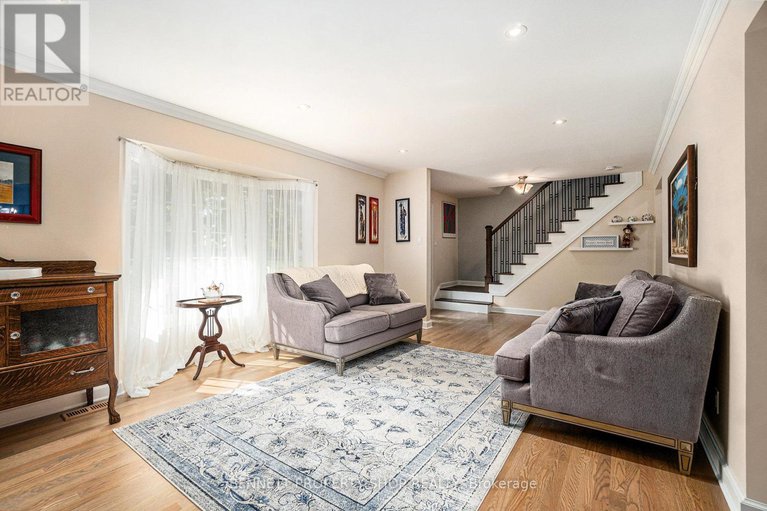 28935438/21-pattermead-crescent/hunt-clubwestern-community/ottawa/ontario/K1V0A1_5