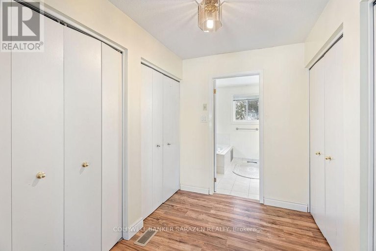 29282717/1040-karsh-drive/hunt-club-park/ottawa/ontario/K1G4M9_28