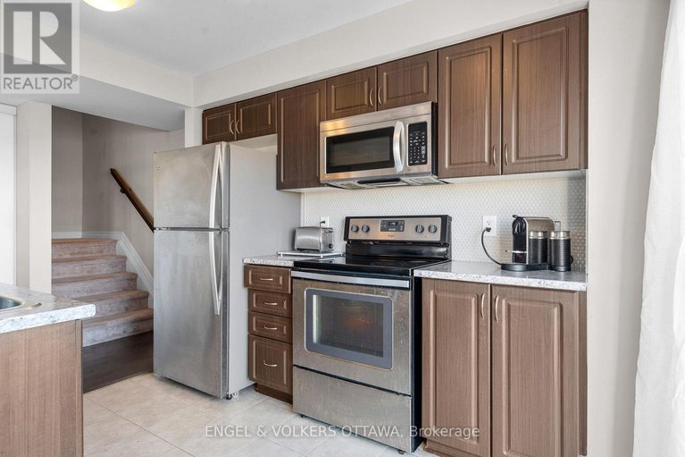 29074491/b-743-magnolia-street/avalon-west/ottawa/ontario/K4A1B7_7