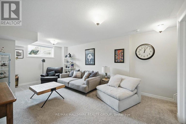 28500695/325-lipizzaner-street/stittsville-south/ottawa/ontario/K2S0X8_25